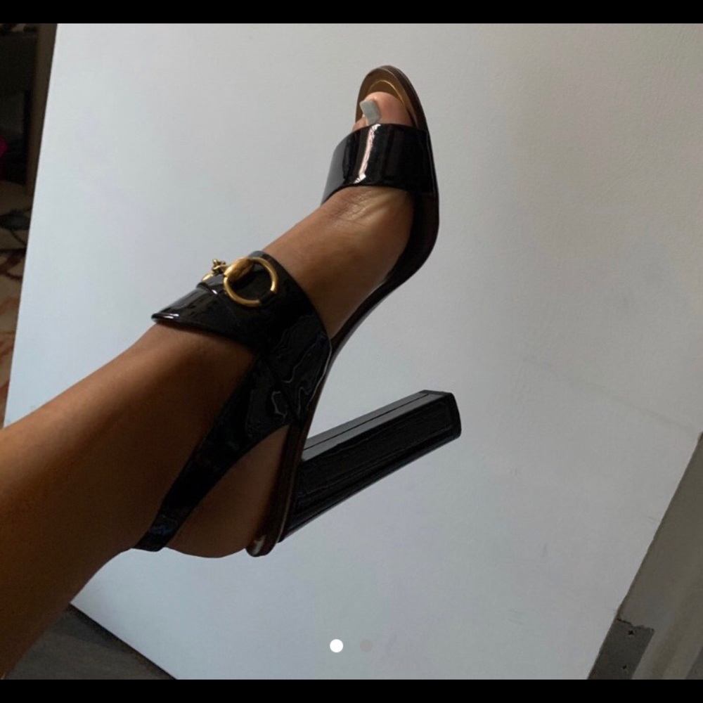 Gucci horsebit sandals in excellent condition